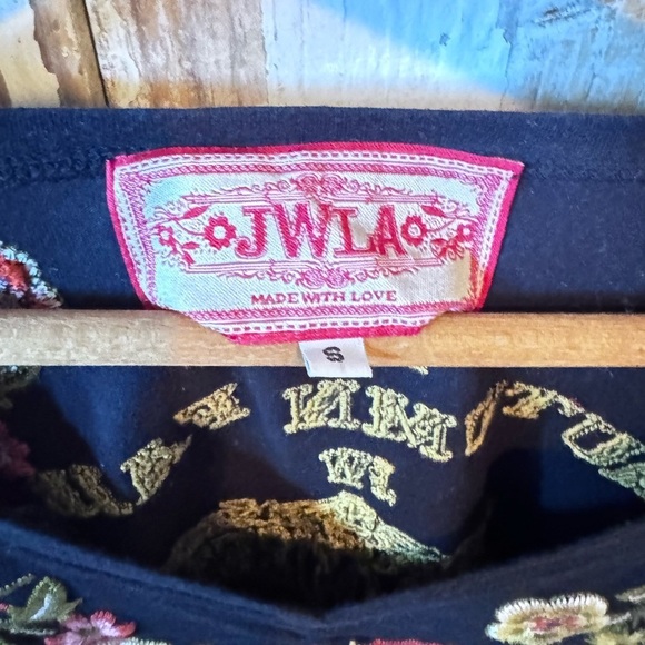 Johnny Was LA Vintage Carousel Horse Embroidered Shirt Black Size Small Fair - Picture 2 of 14